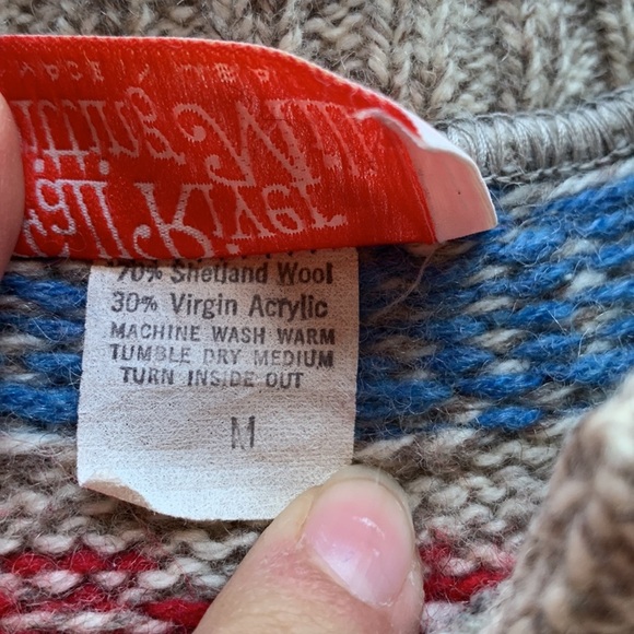 Fall River Knitting Mill Women’s Vintage Shetland wool cardigan Size M - Picture 3 of 9